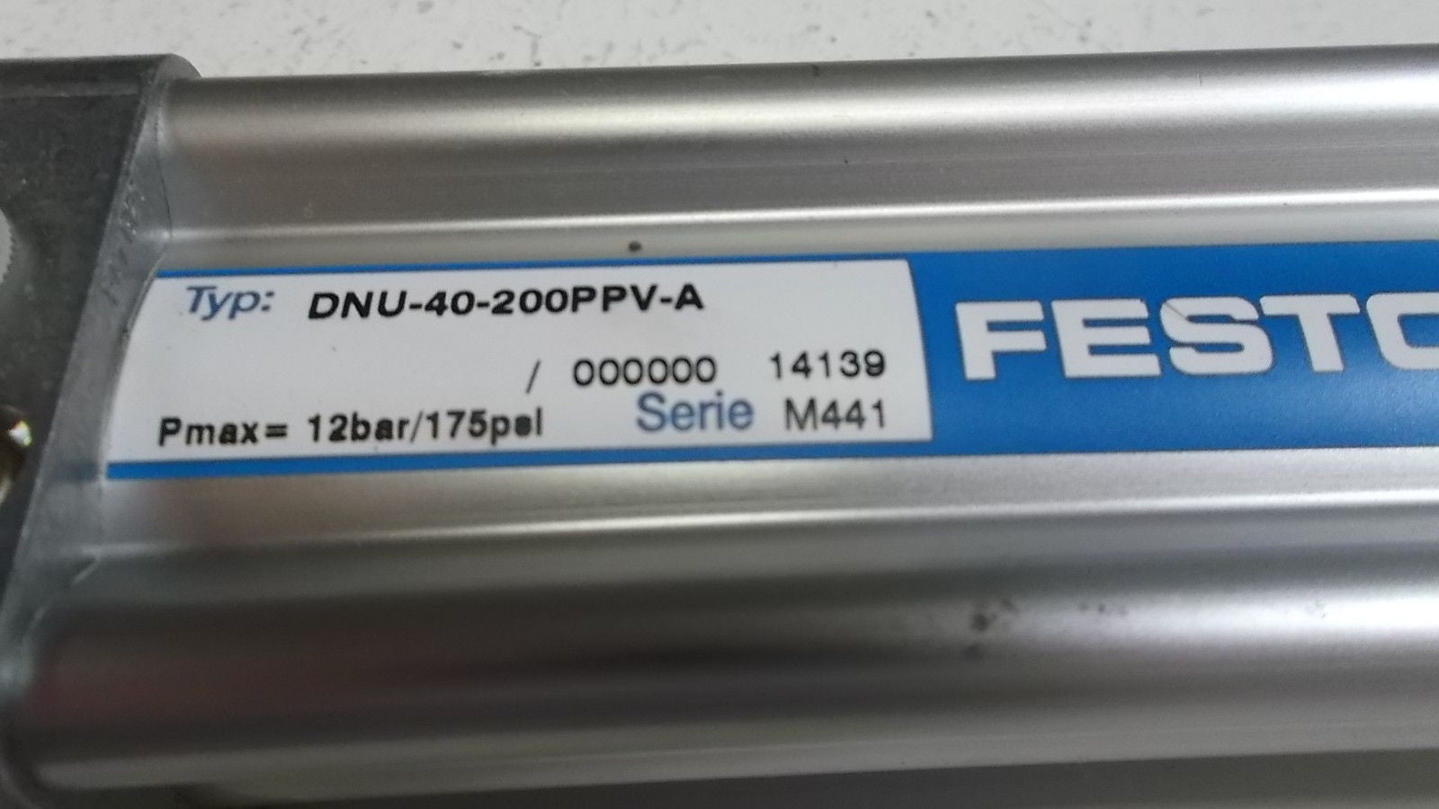 FESTO CYLINDER  DNU-40-200PPV-A *USED*