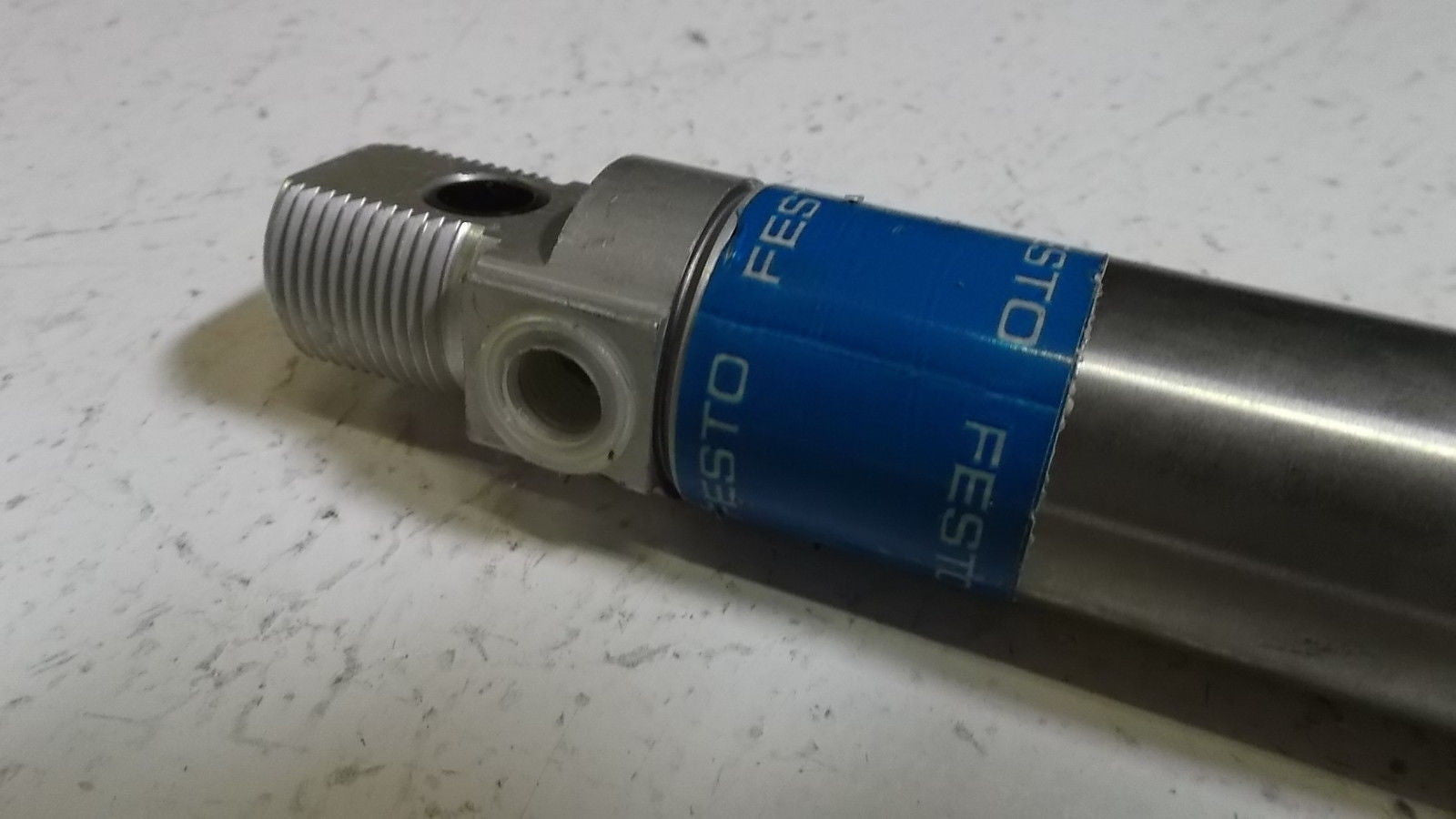 FESTO CYLINDER  DSNU-25-320-PPV-A *USED*