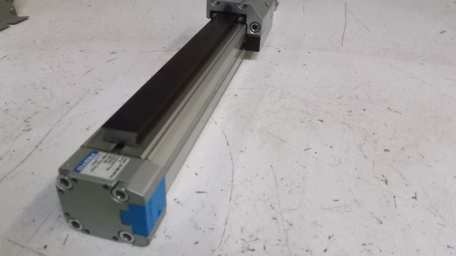 FESTO DGPL-25-350-PPVA-KF PNEUMATIC LINEAR ACTUATOR *USED*