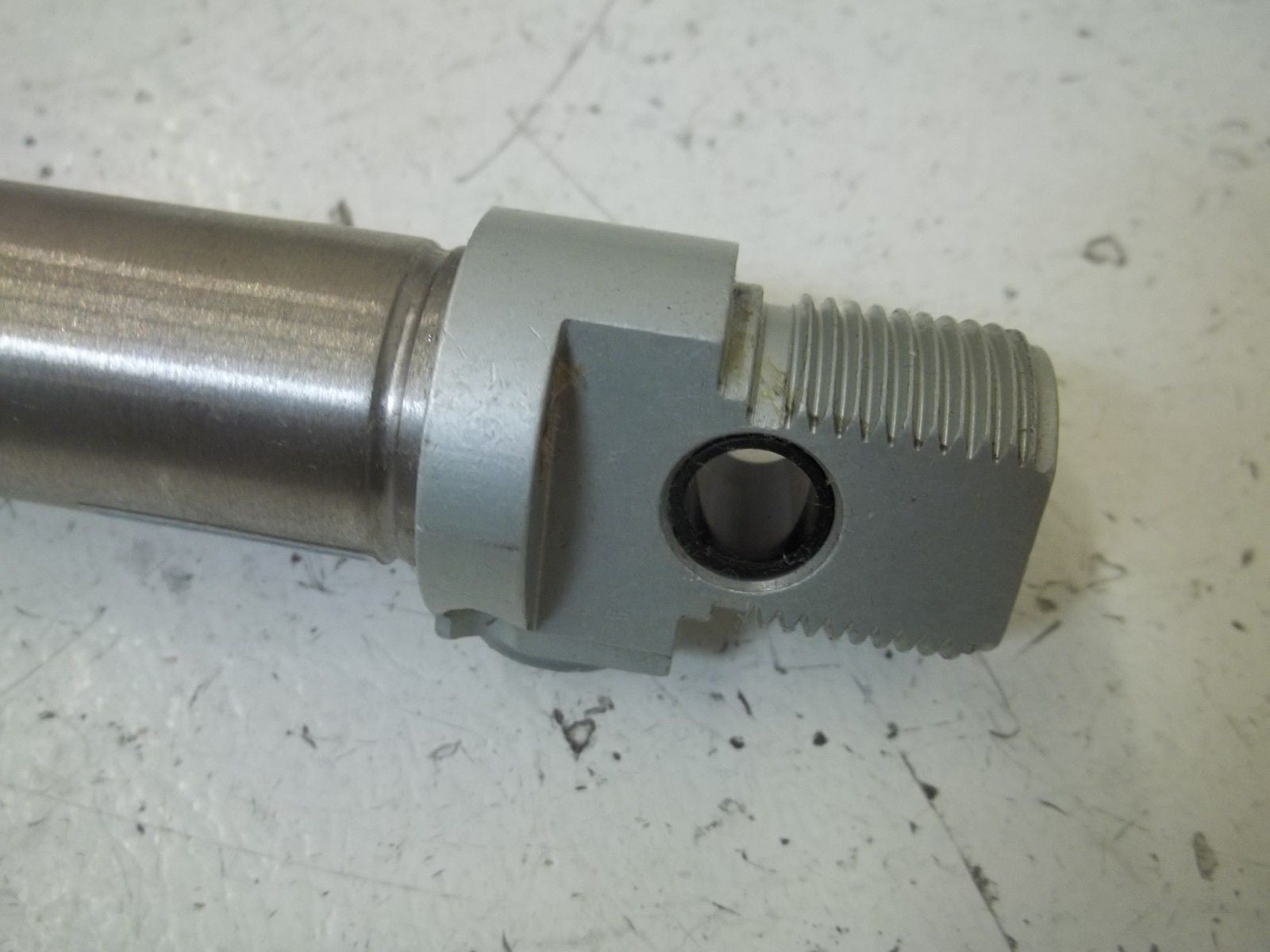 FESTO DSNU-20-300-PPV-A PNEUMATIC CYLINDER (AS PICTURED) *USED*