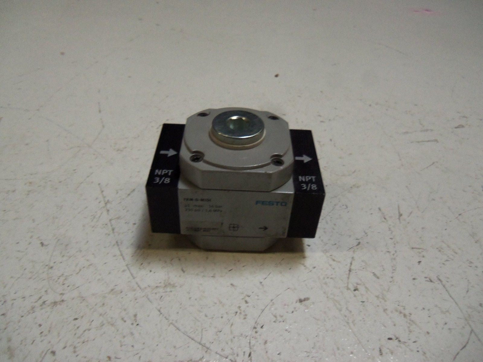 FESTO FRM-D-MIDI DISTRIBUTION BLOCK  *USED*