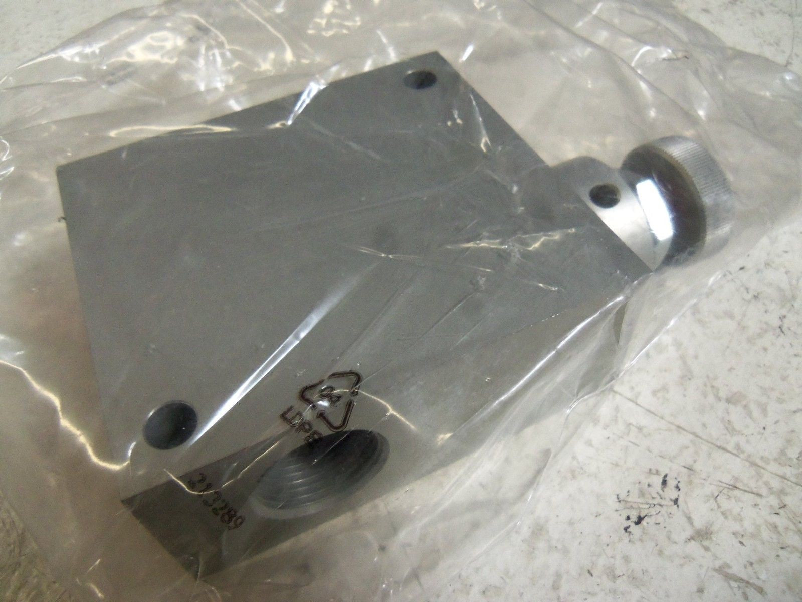 FESTO GR-3/4 FLOW CONTROL VALVE *NEW IN FACTORY BAG*