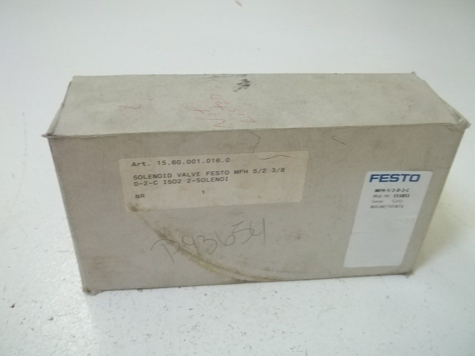 FESTO MFH-5/2-D-2-C SOLENOID VALVE W/MANUAL OVERRIDE *NEW IN BOX*