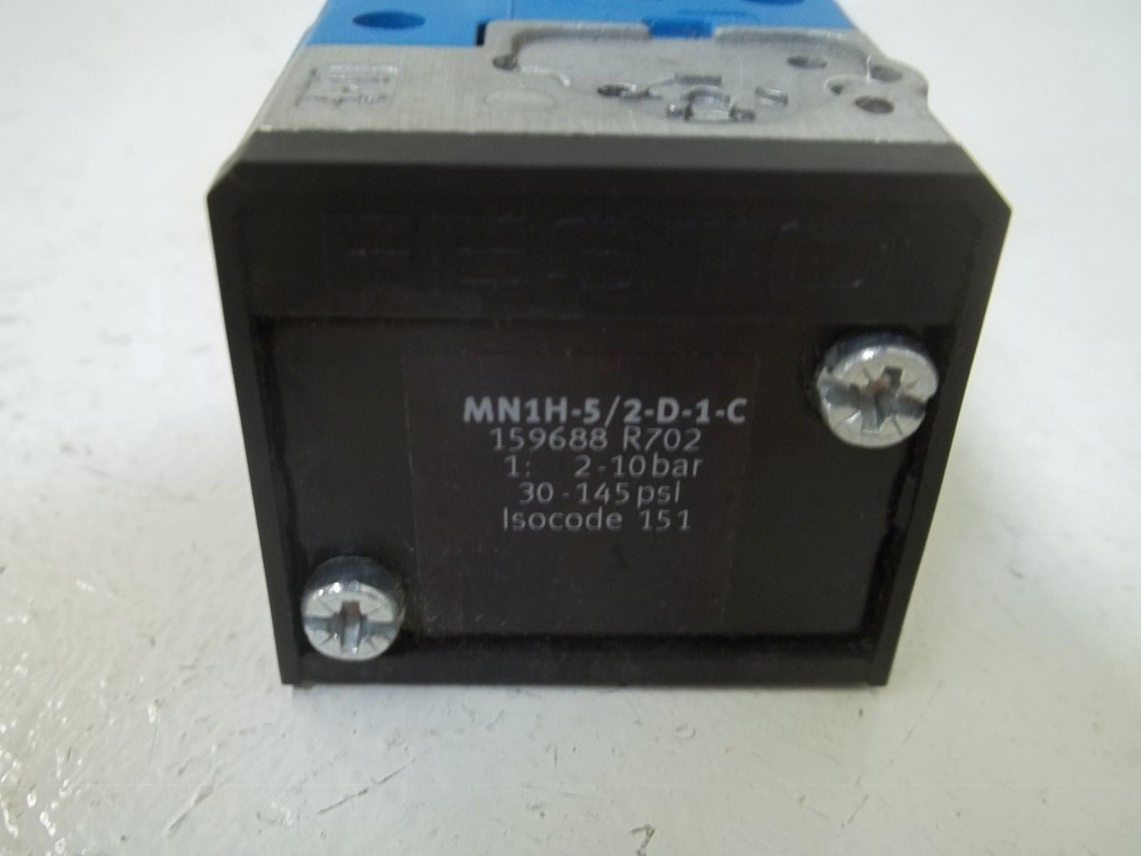 FESTO MN1H-5/2-D-1-C SOLENOID VALVE *NEW IN BOX*