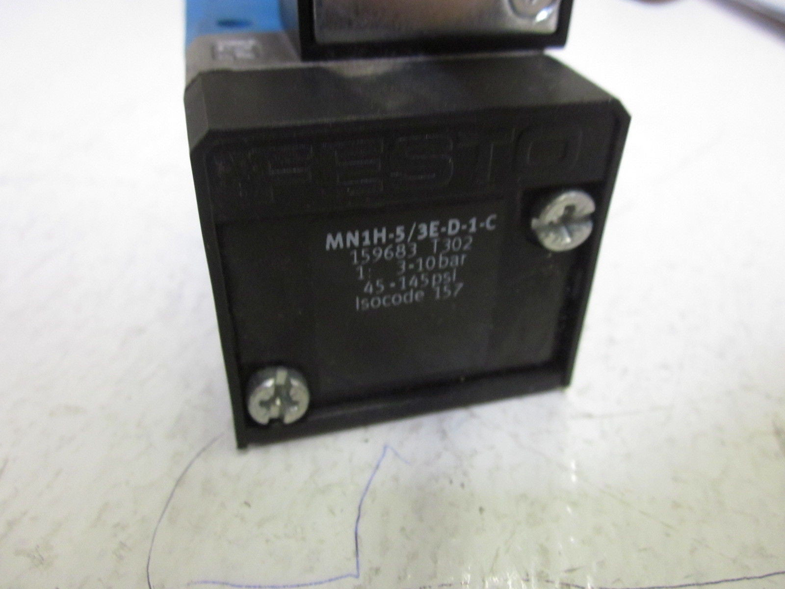 FESTO MNQH-5/3E-D-1-C SOLENOID VALVE *NEW NO BOX*