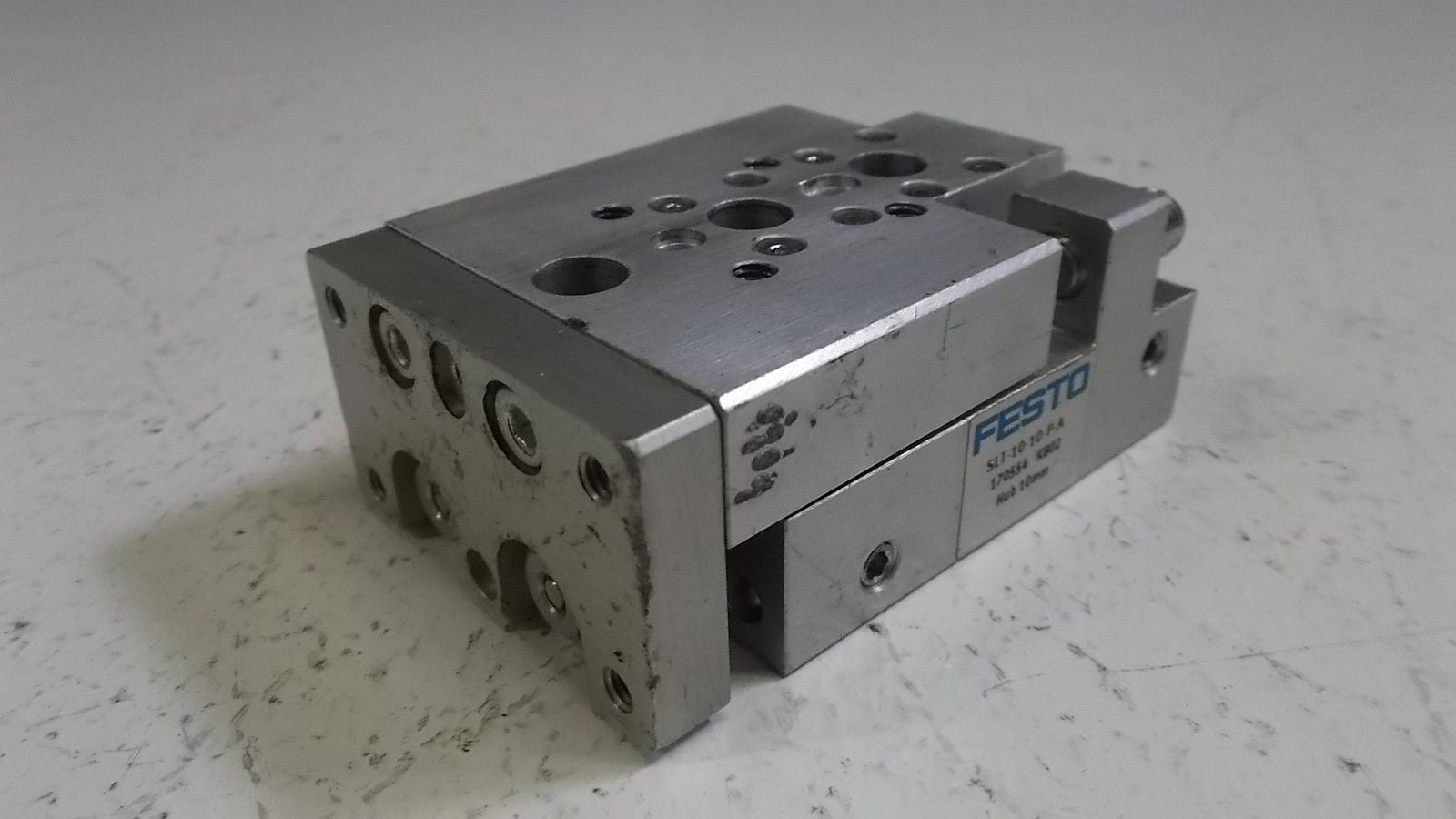 FESTO SLIDE CYLINDER SLT-10-10-P-A *USED*