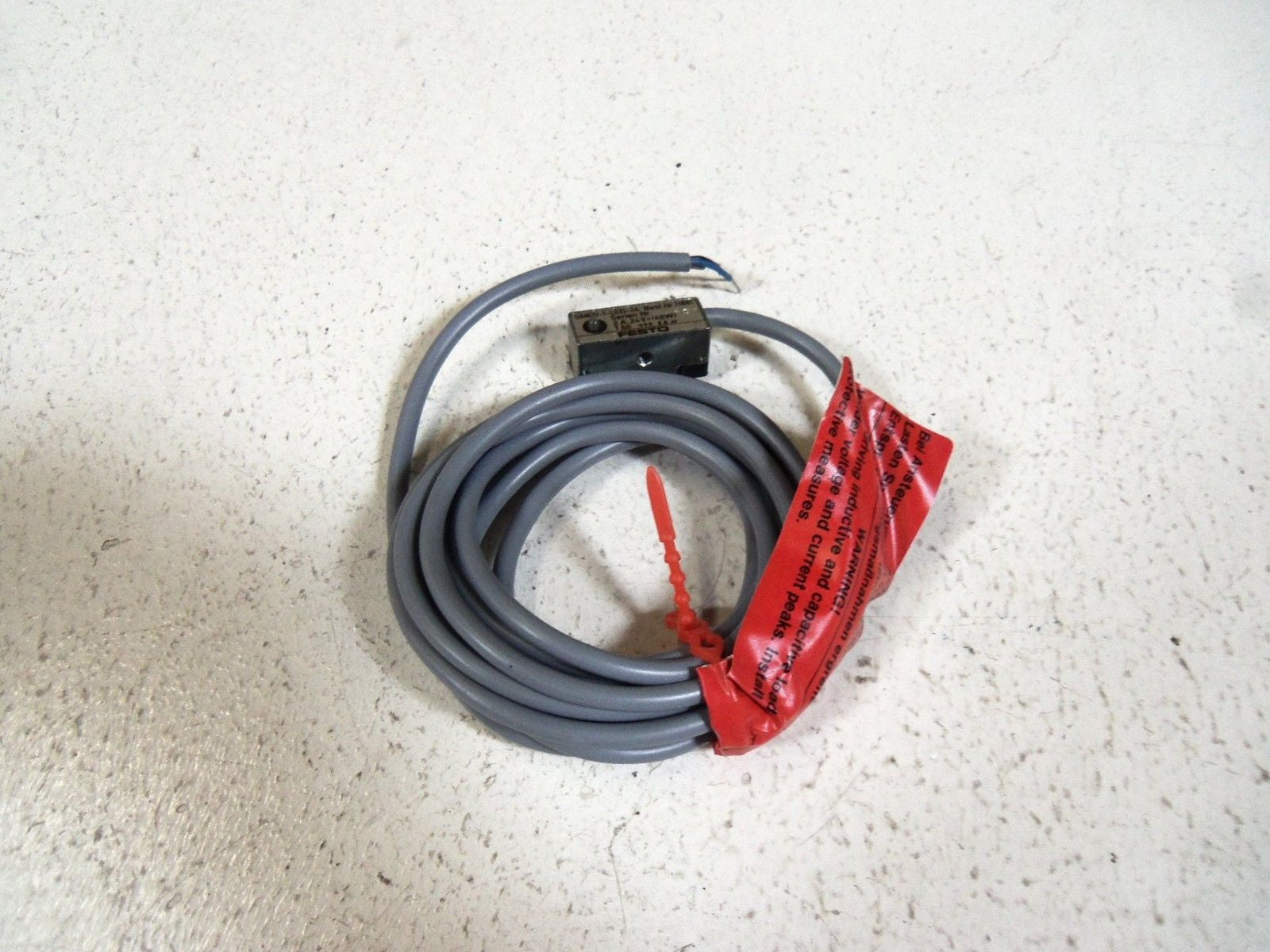 FESTO SMEO-1-LED-24 PROXIMITY SWITCH *USED*