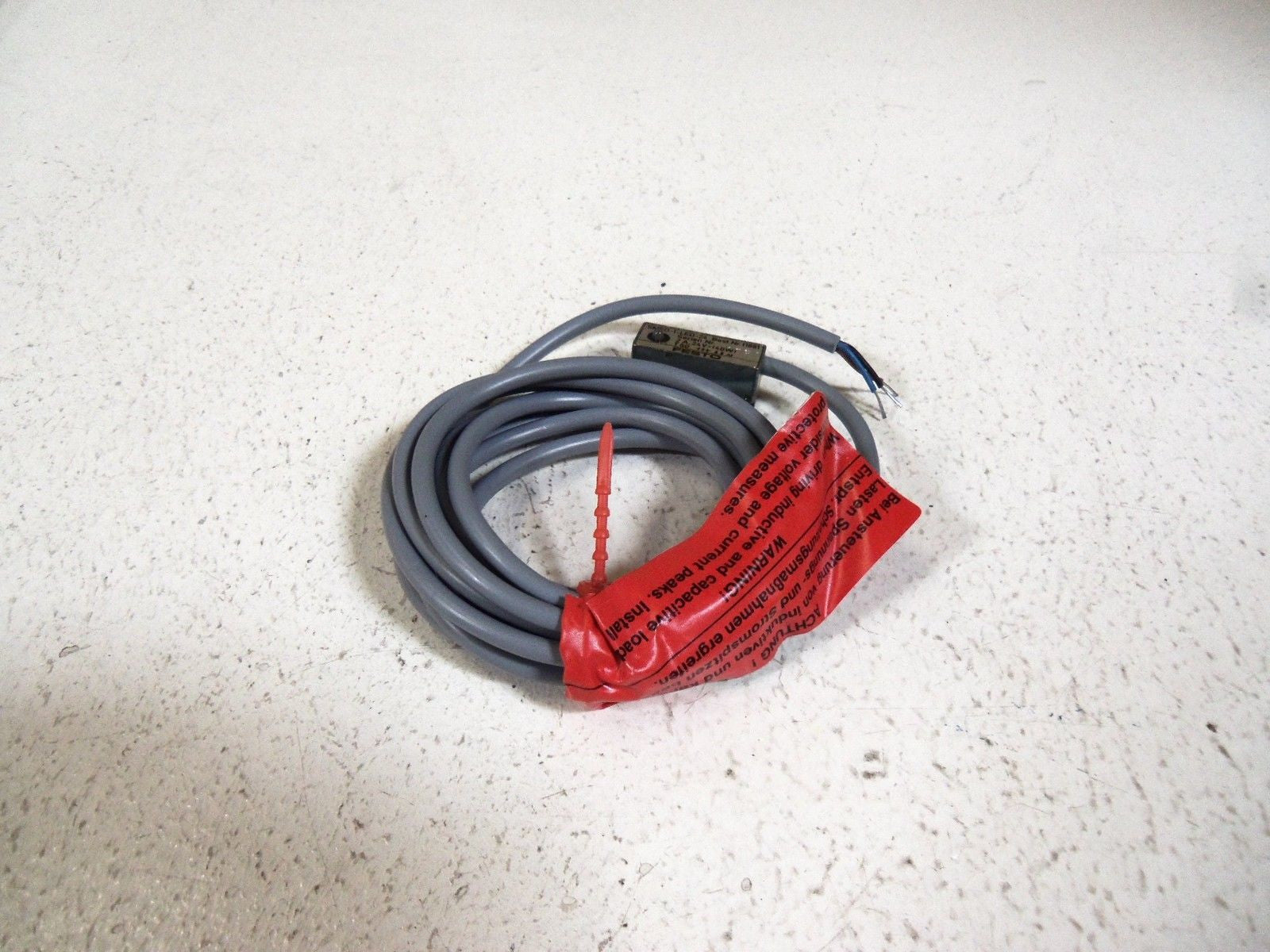 FESTO SMEO-1-LED-24 PROXIMITY SWITCH *USED*