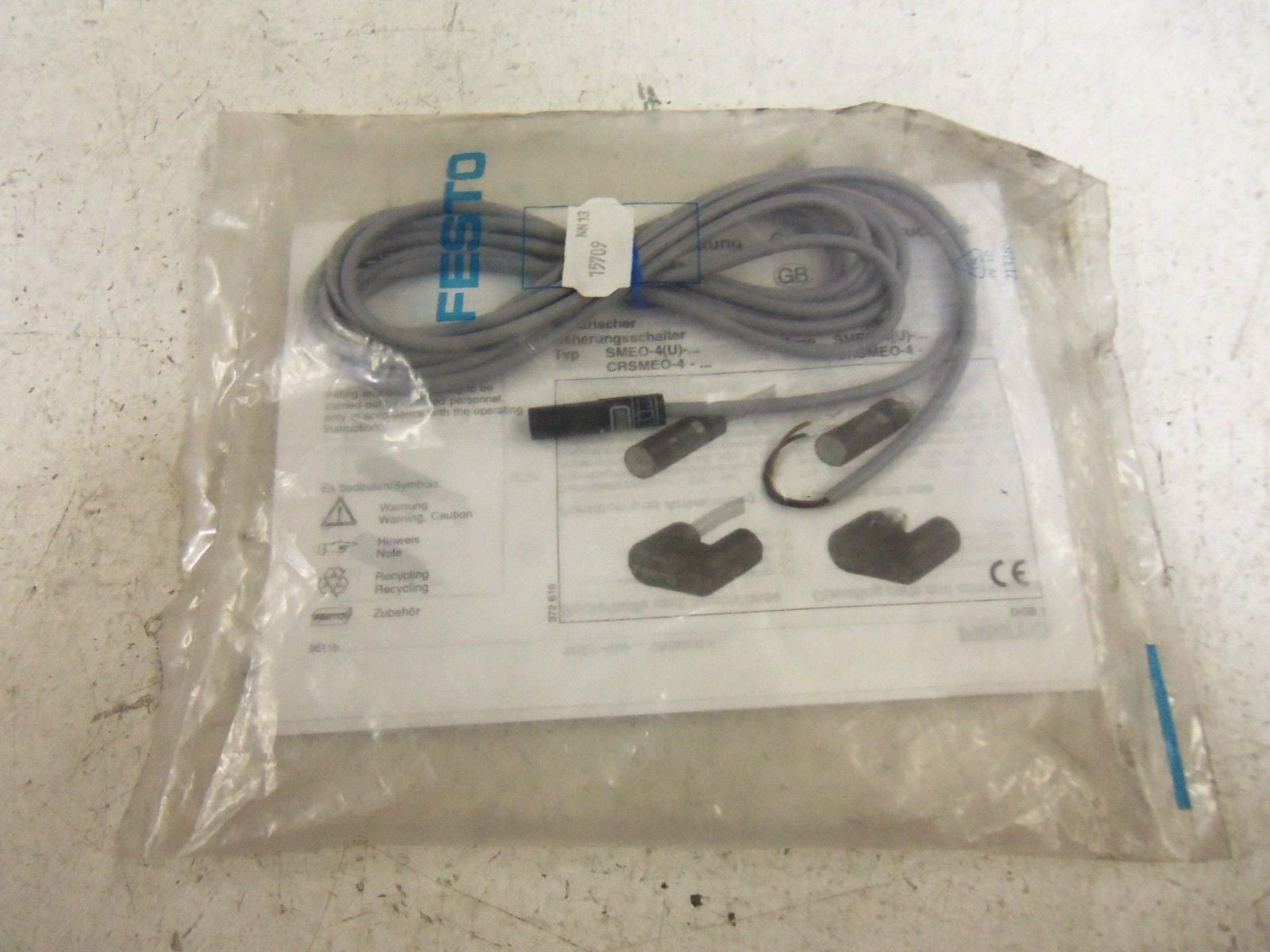 FESTO SMEO-4-K-LED-230 PROXIMITY SENSOR 15709 *NEW IN FACTORY BAG*