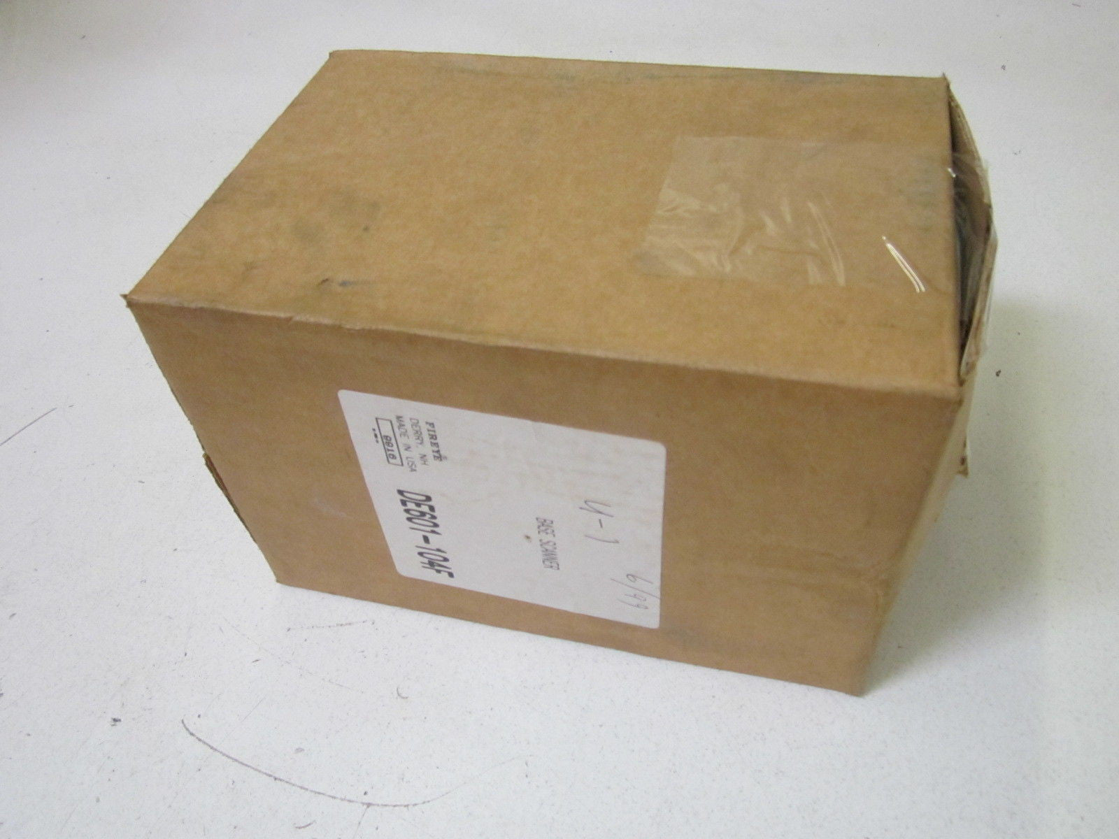 FIREYE DE601-104F *NEW IN BOX*