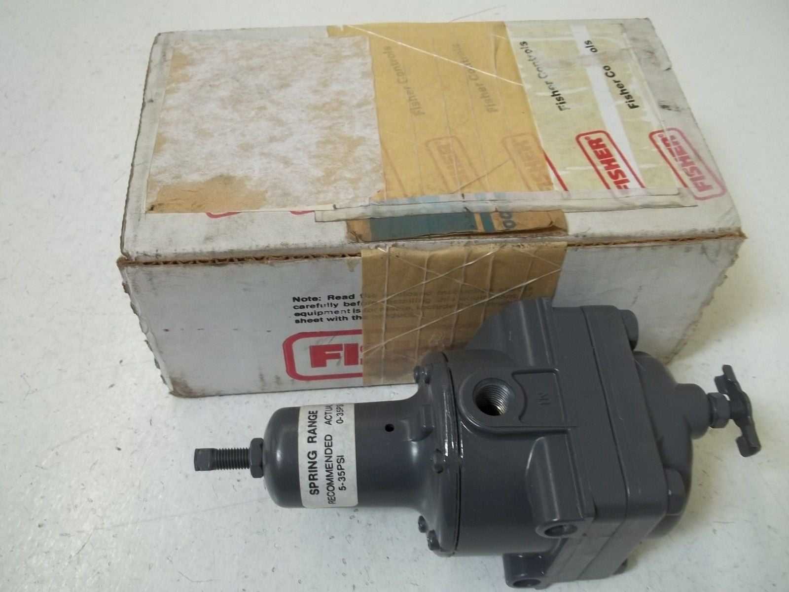 FISHER 67AFR/221 FILTER REGULATOR *NEW IN BOX*