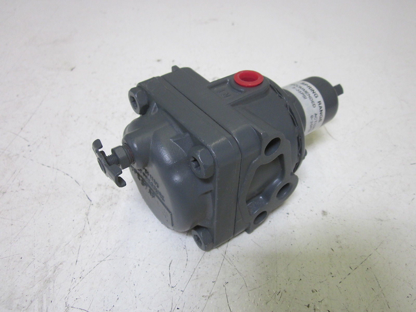 FISHER 67AFR/221 PRESSURE REGULATOR *NEW NO BOX*