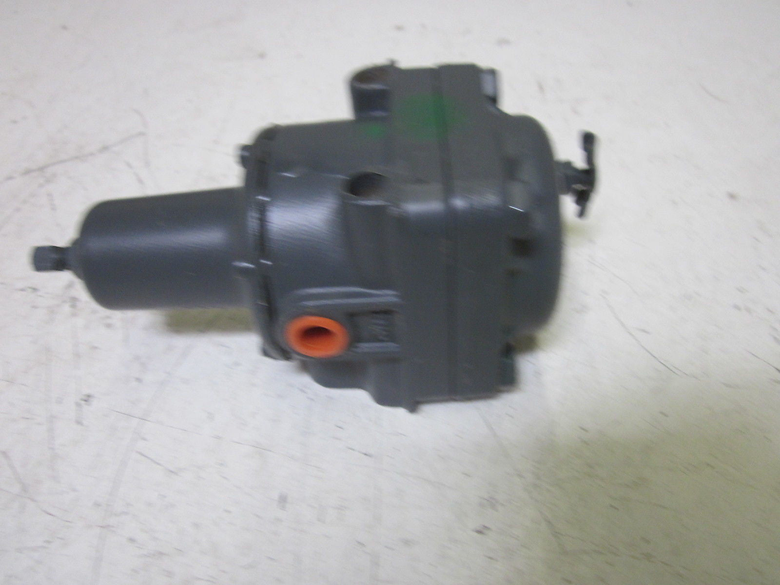 FISHER 67AFR/221 PRESSURE REGULATOR *NEW NO BOX*