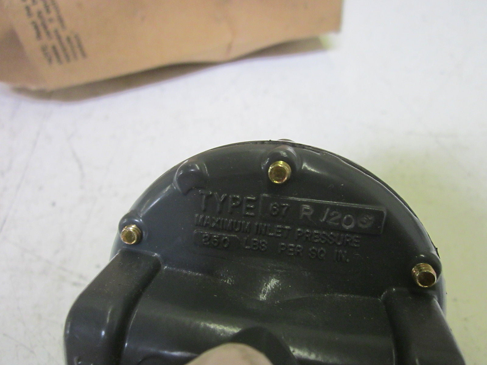 FISHER 67R/206 PRESSURE REGULATOR *NEW IN BOX*