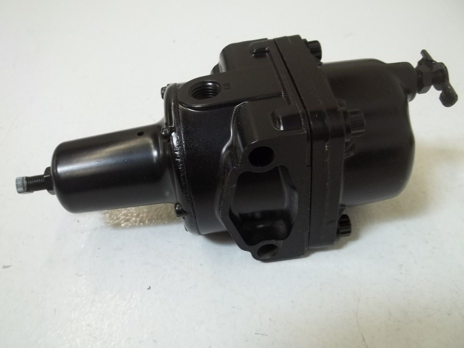 FISHER TYPE 67FR REGULATOR 250PSI INLET MAX *NEW IN BOX*