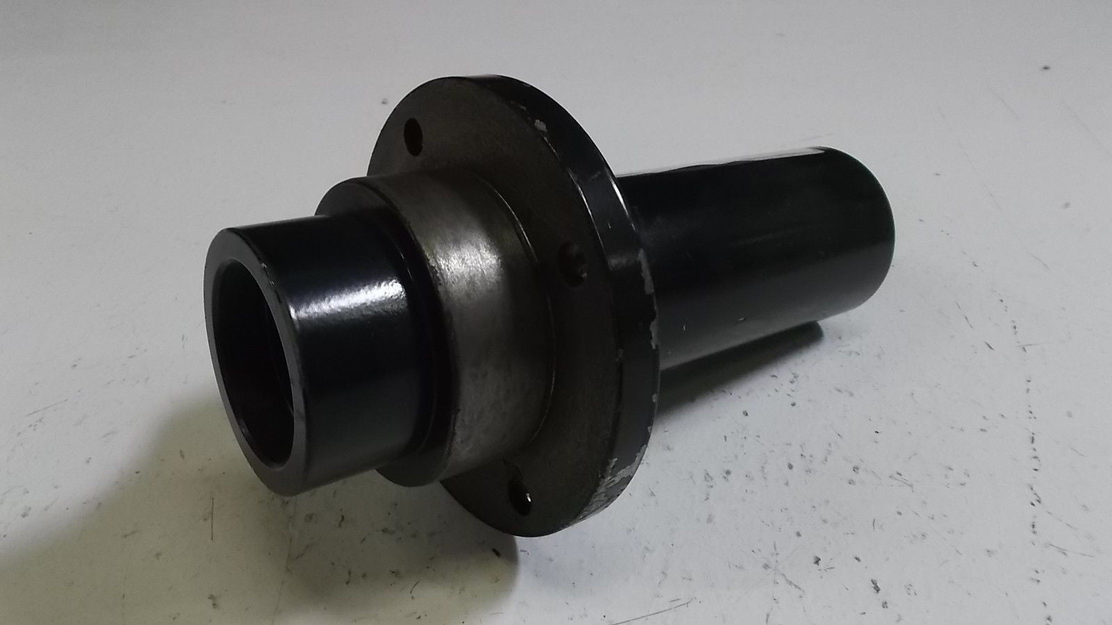 FLANGE 140MM HOUSING 1745452720 *USED*