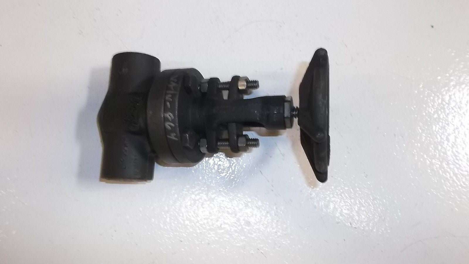 FLOWSERVE GLOBE VALVE SW12141 *USED*