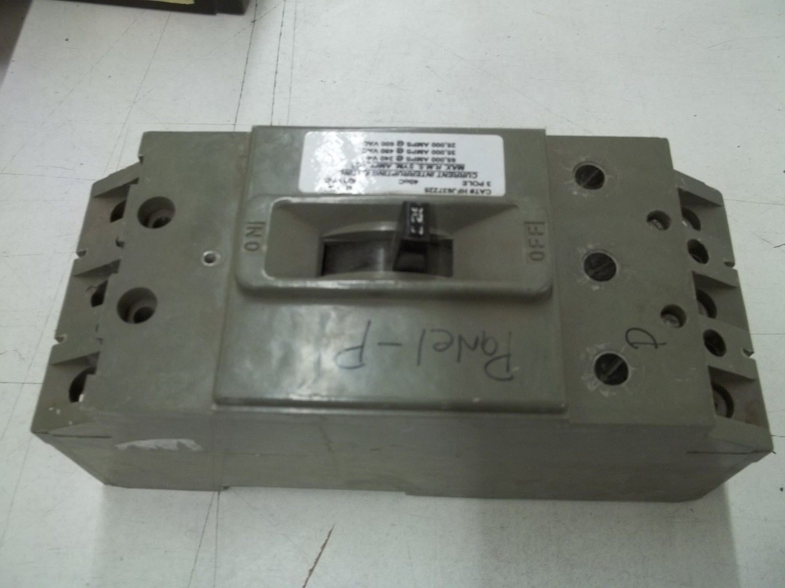 FPE CIRCUIT BREAKER HFJ637225 *USED* 225AMP