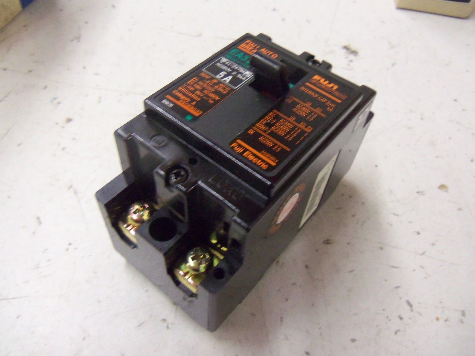 FUJI AUTO BREAKER EA 32 *NEW IN BOX*