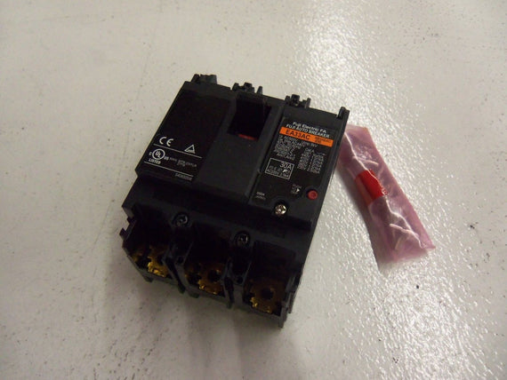 FUJI EA33AC CIRCUIT BREAKER AC400V *NEW IN BOX*