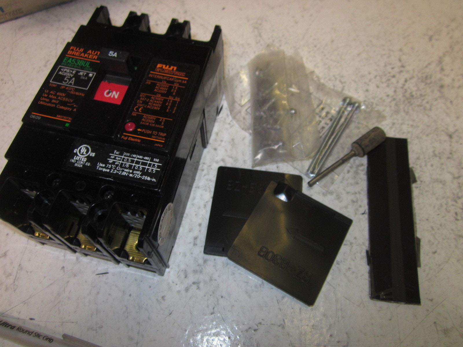 FUJI ELECTRIC EA53BUL 5A *NEW IN BOX*