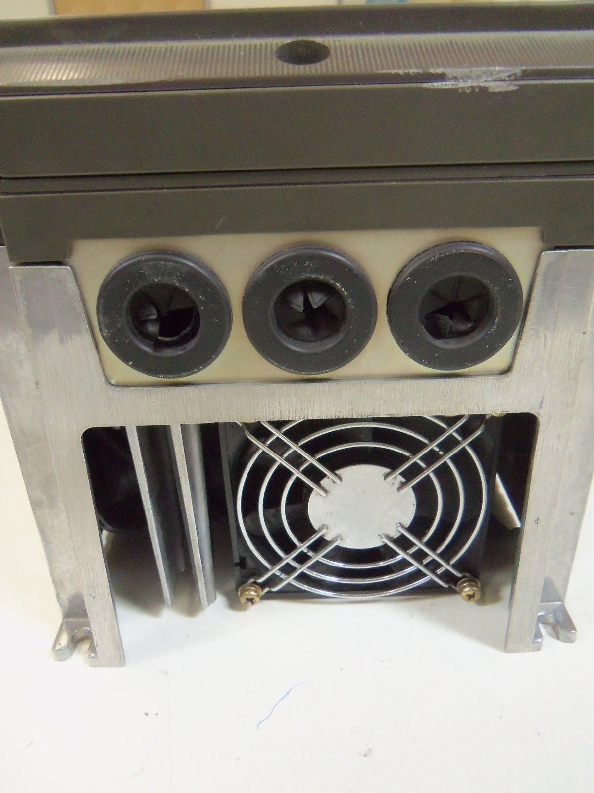 FUJI ELECTRIC FVR037G7S-4 AC DRIVE *USED*