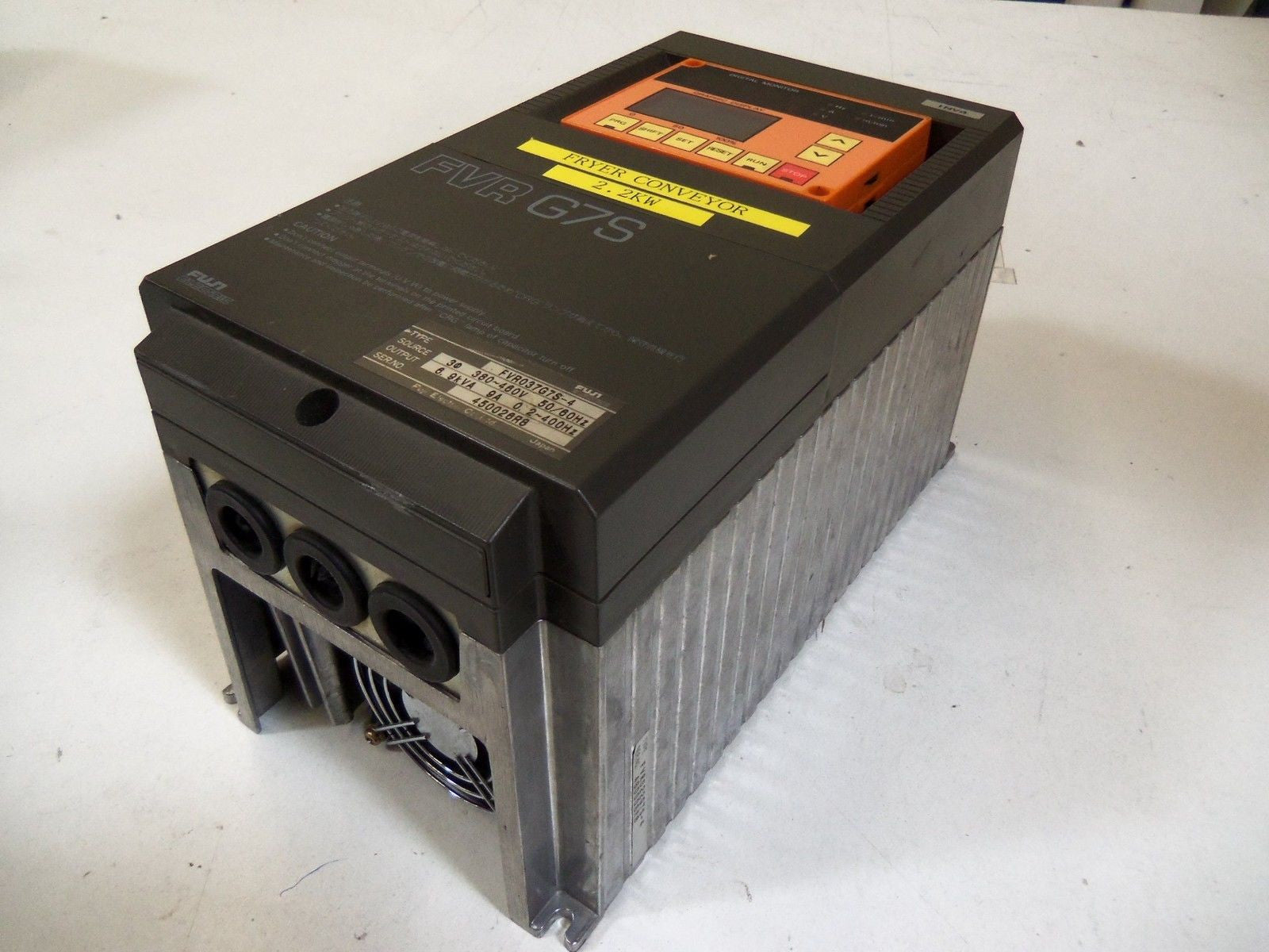 FUJI ELECTRIC FVR037G7S-4 AC DRIVE *USED*