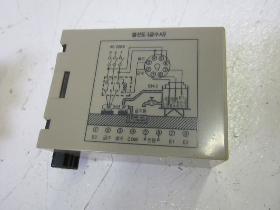 FUJI ELECTRIC PYZ5TAY2-1Y TEMPERATURE CONTROL *USED*