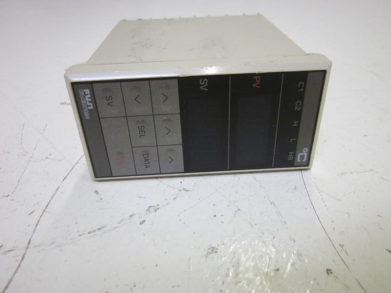 FUJI ELECTRIC PYZ5TAY2-1Y TEMPERATURE CONTROL *USED*