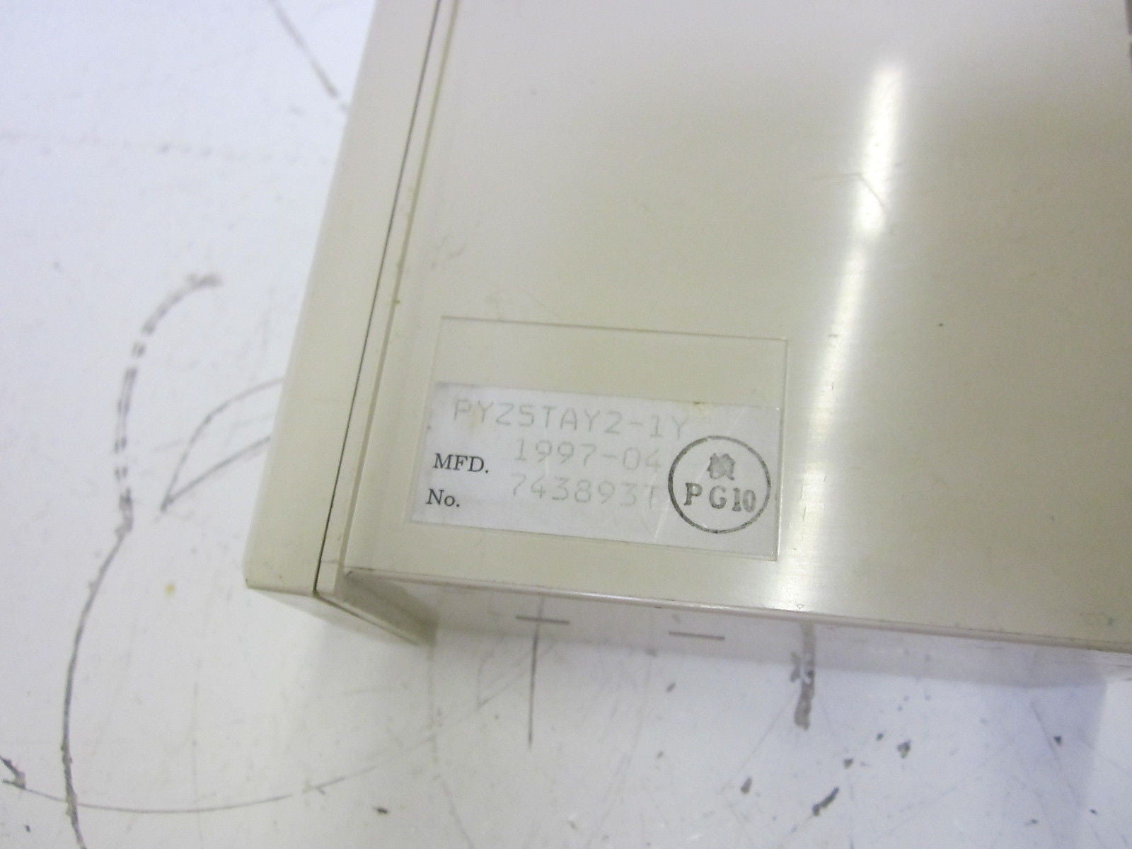 FUJI ELECTRIC PYZ5TAY2-1Y TEMPERATURE CONTROL *USED*