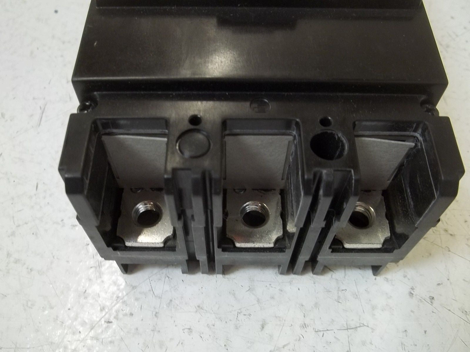 FUJI ELECTRIC SA103RAUL CIRCUIT BREAKER *NEW IN BOX*