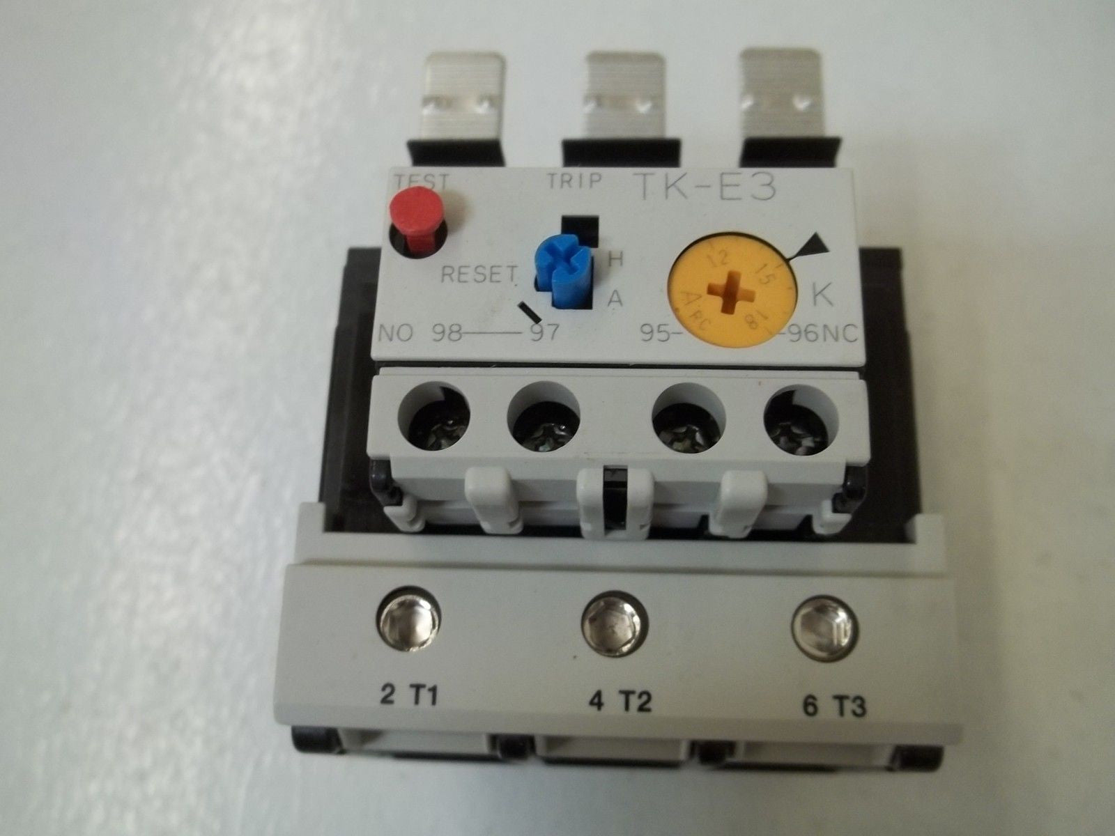 FUJI ELECTRIC TK-E3 TK80E THERMAL OVERLOAD RELAY 12-18A *NEW IN BOX*