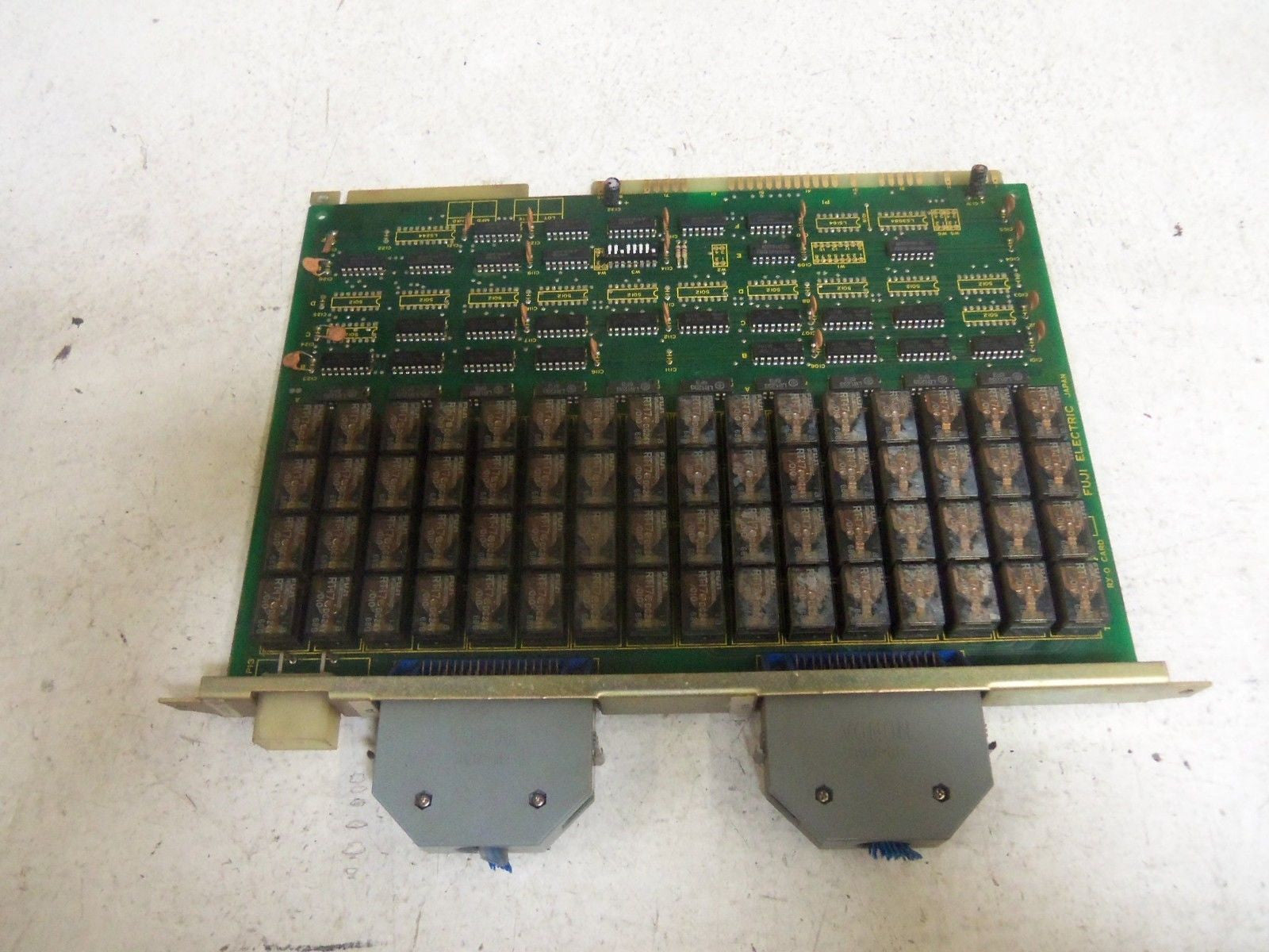 FUJI ELECTRIC UM15A-C01A PC BOARD *USED*
