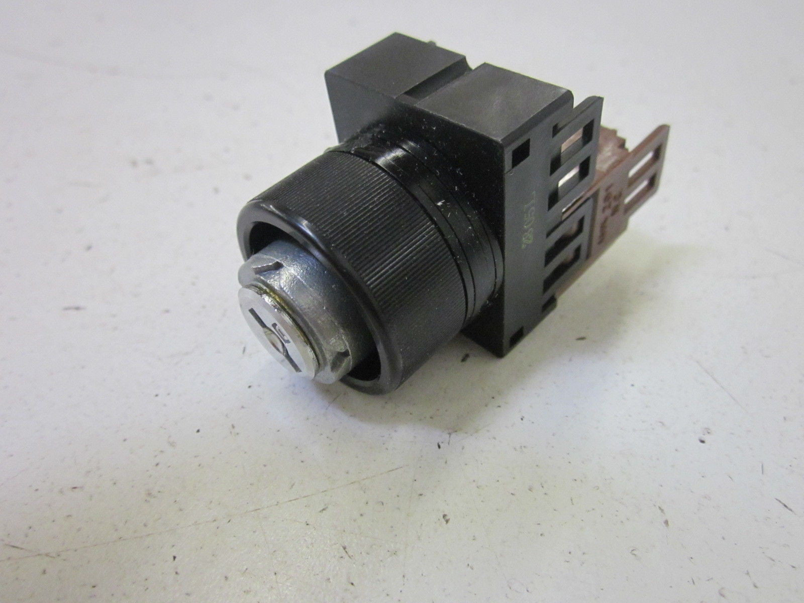 FUJI ELECTRIC AH22-J2A *NEW IN BOX*