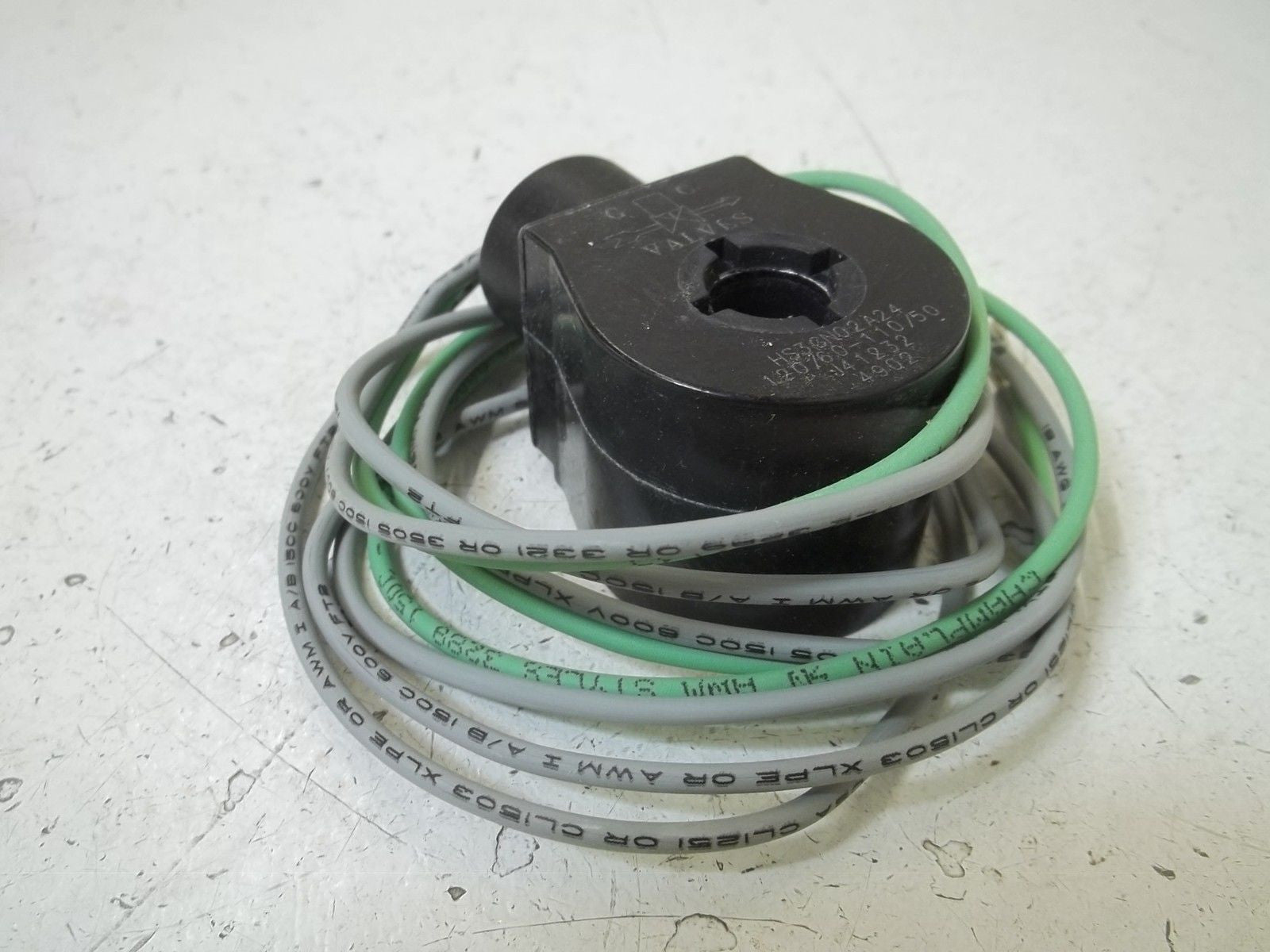 GC VALVE HS3GN02A24 SOLENOID COIL 120V*NEW IN BOX*