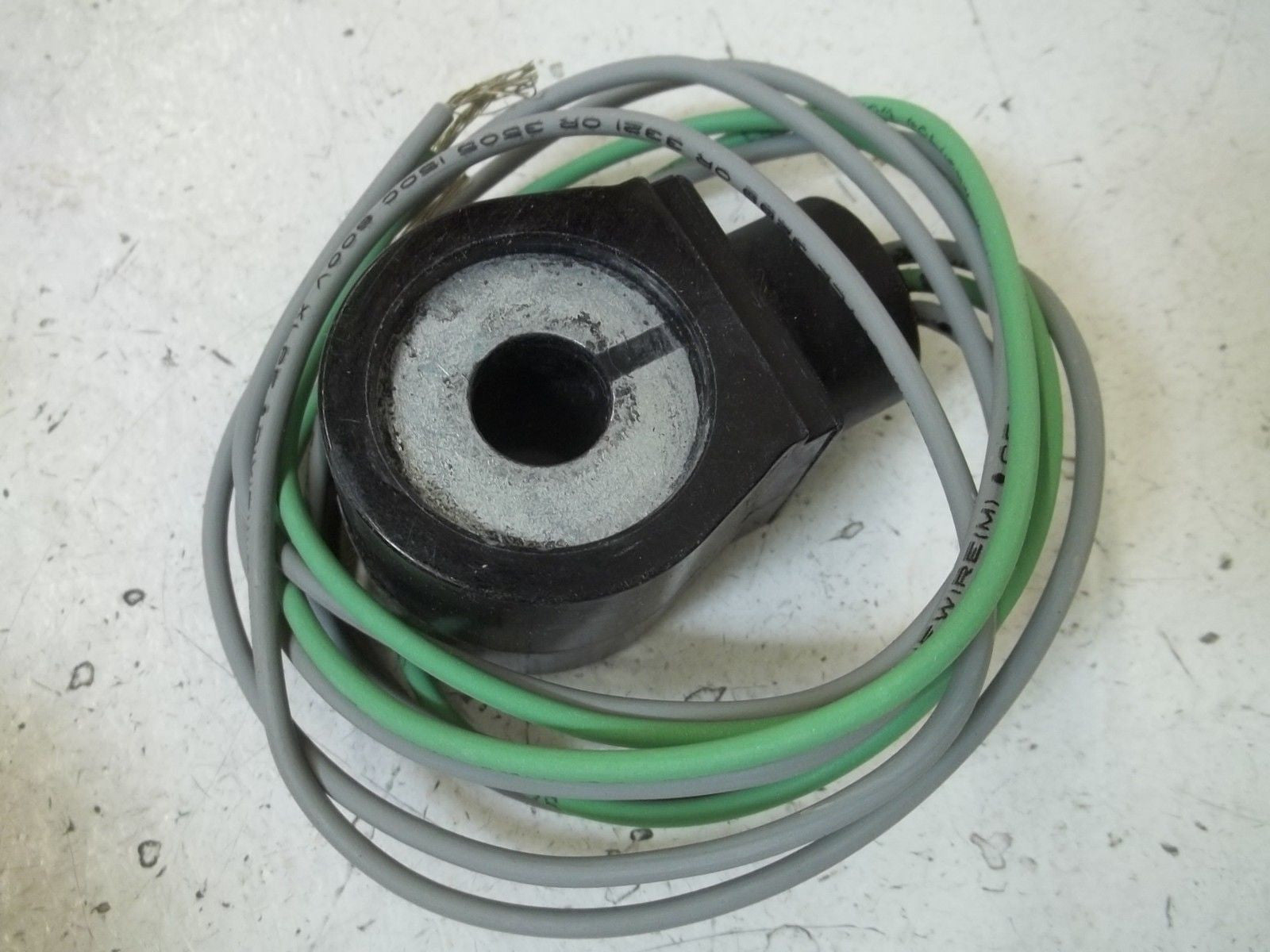 GC VALVE HS3GN02A24 SOLENOID COIL 120V*NEW IN BOX*