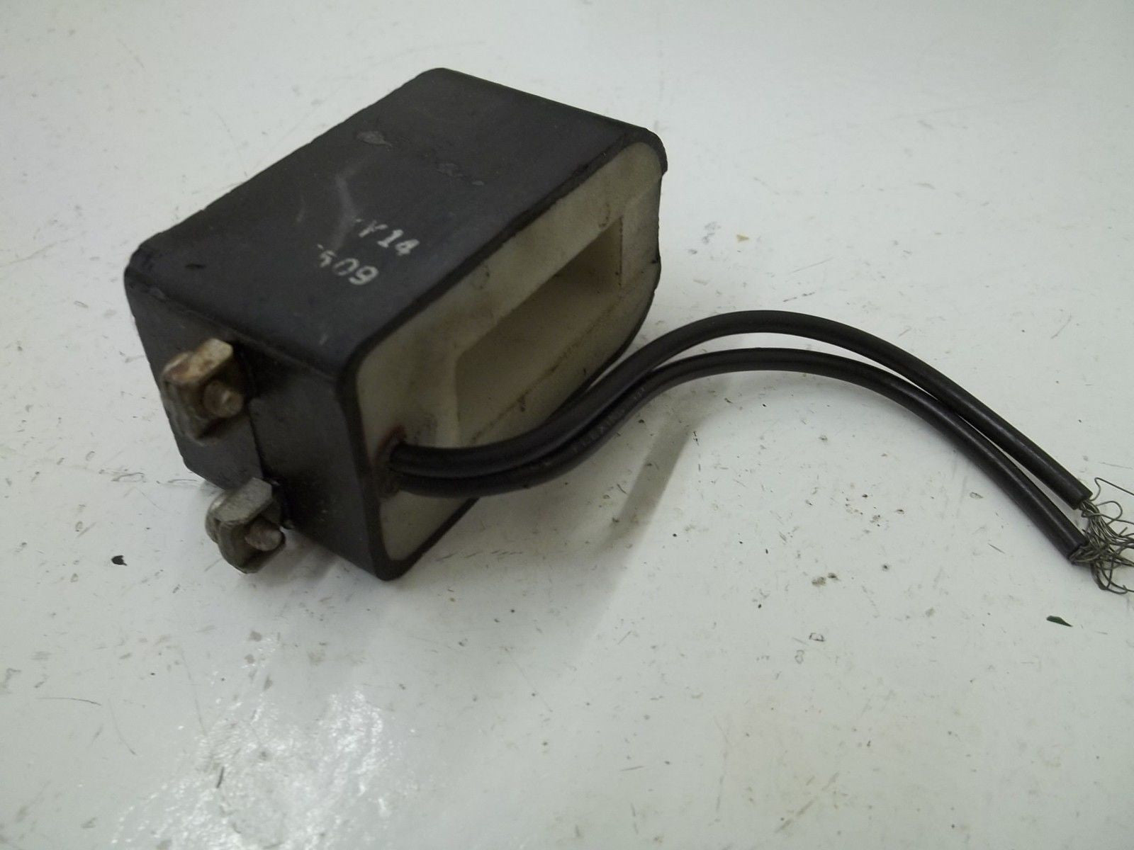 GE 15D6G89 460V COIL *USED*