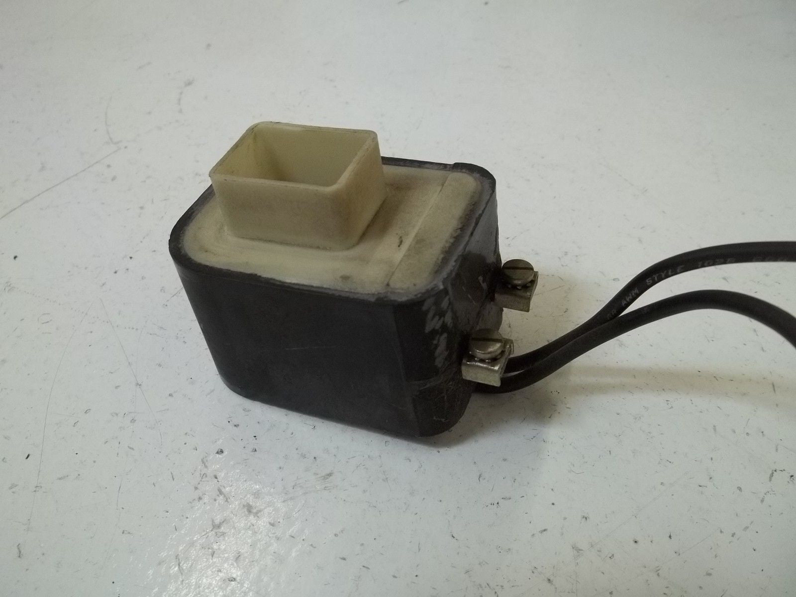 GE 15D7G4 115V *USED*