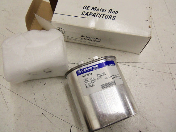 GE CAPACITOR 97F9633 *NEW IN BOX*