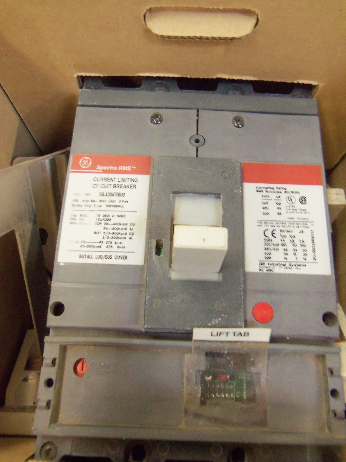 GE CIRCUIT BREAKER SGLA36T0600 *NEW IN BOX*