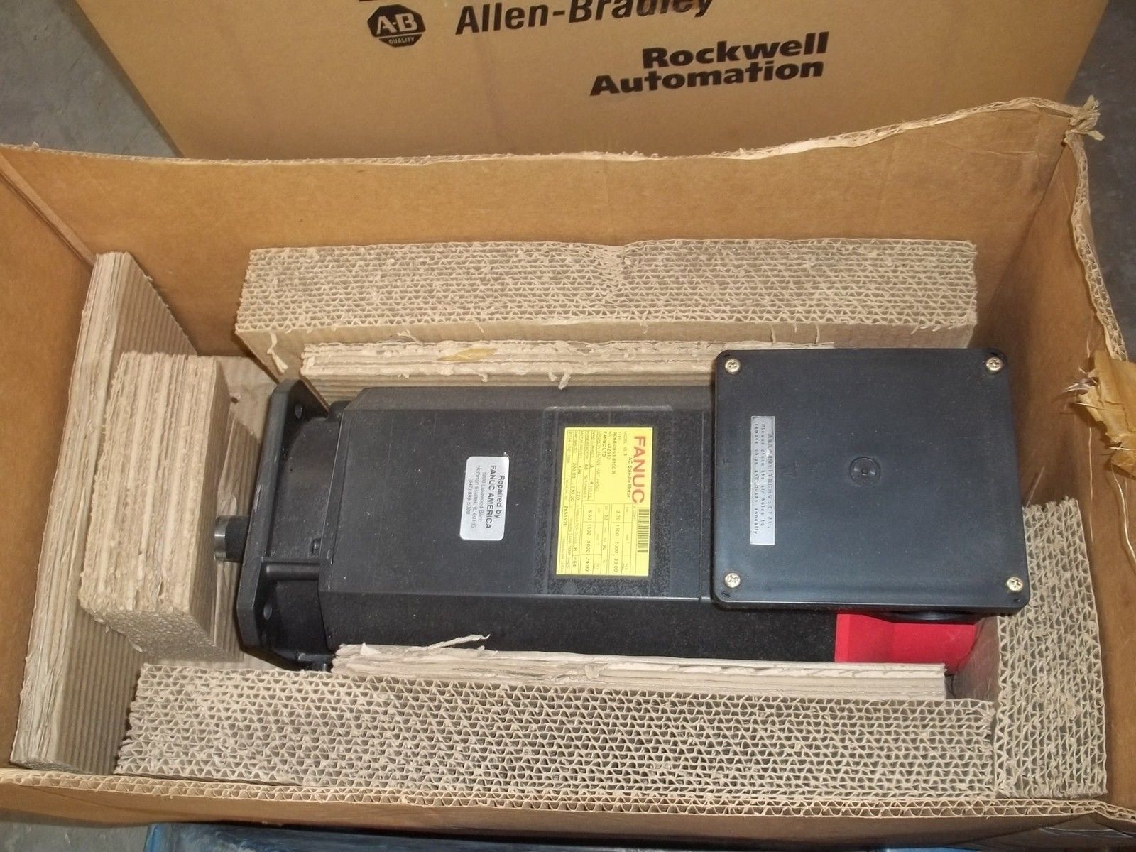 GE FANUC A06B-0853-B100-R * NEW *