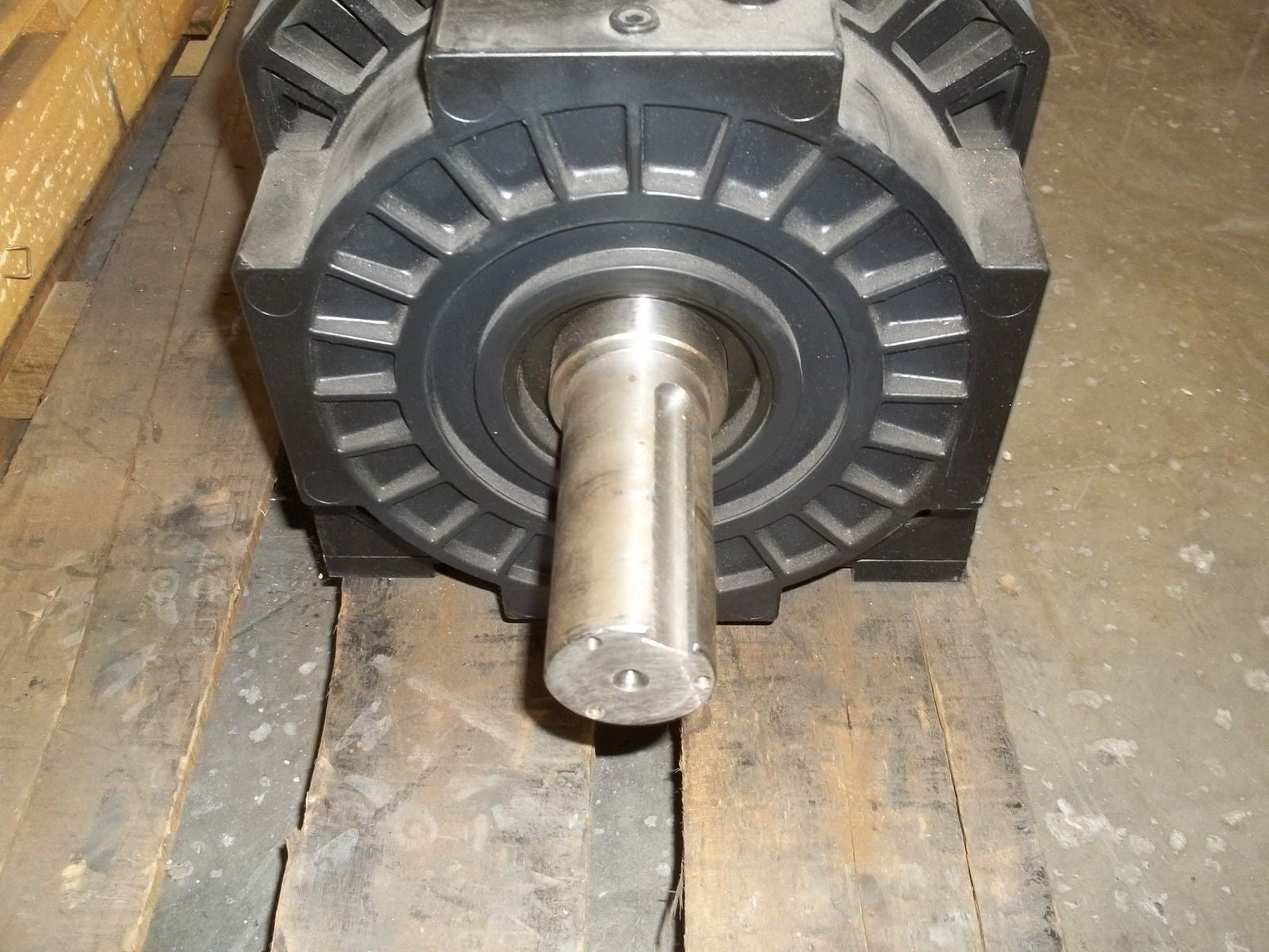 GE FANUC AC SPINDLE MOTOR A06B-0756-B200#3100 *NEW*