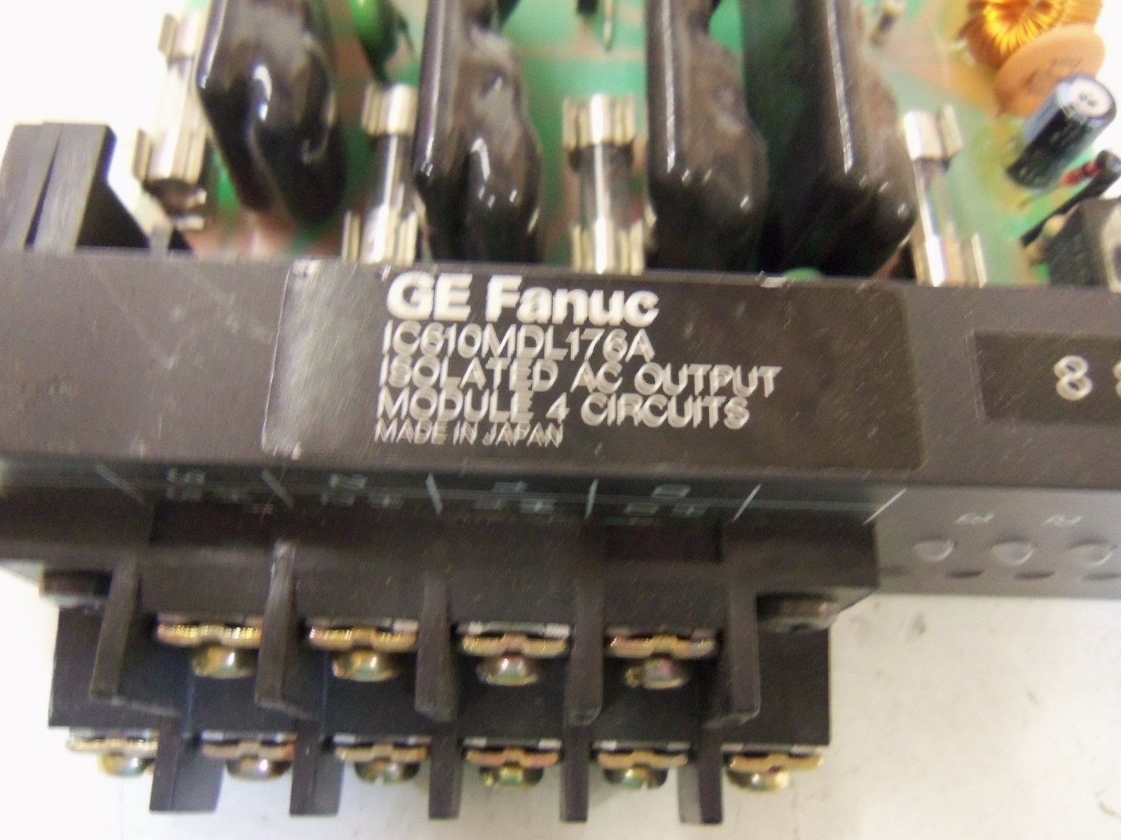 GE FANUC IC610MDL176A OUTPUT MODULE *USED*