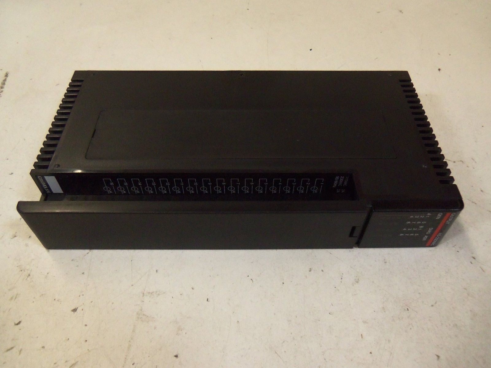 GE FANUC SERIES FIVE IC655MDL576A OUTPUT MODULE *NEW IN BOX*