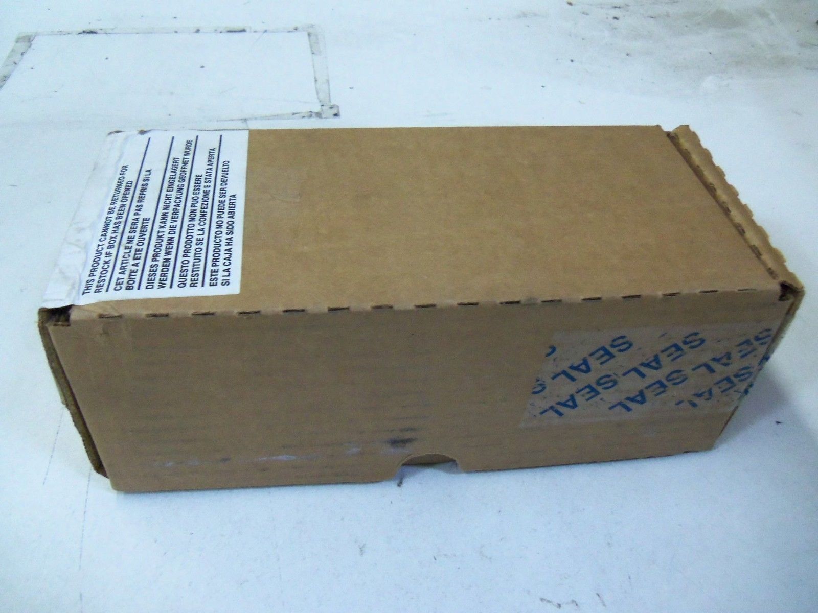 GE FANUC GENIUS IC660BBS103M ISOL W/O FS SW BLOCK *FACTORY SEALED*