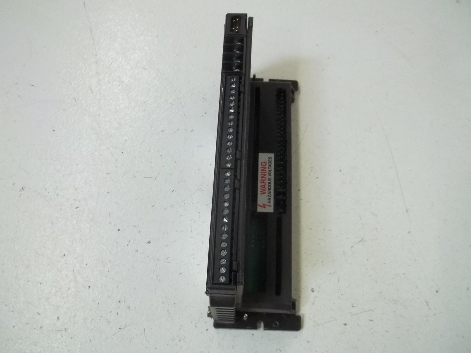 GE FANUC IC660TBR111A TERM. MODULE *USED*