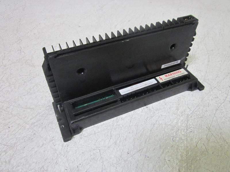 GE FANUC IC660TSD100E 2A 115VAC LOW LEAKAGE  *USED*