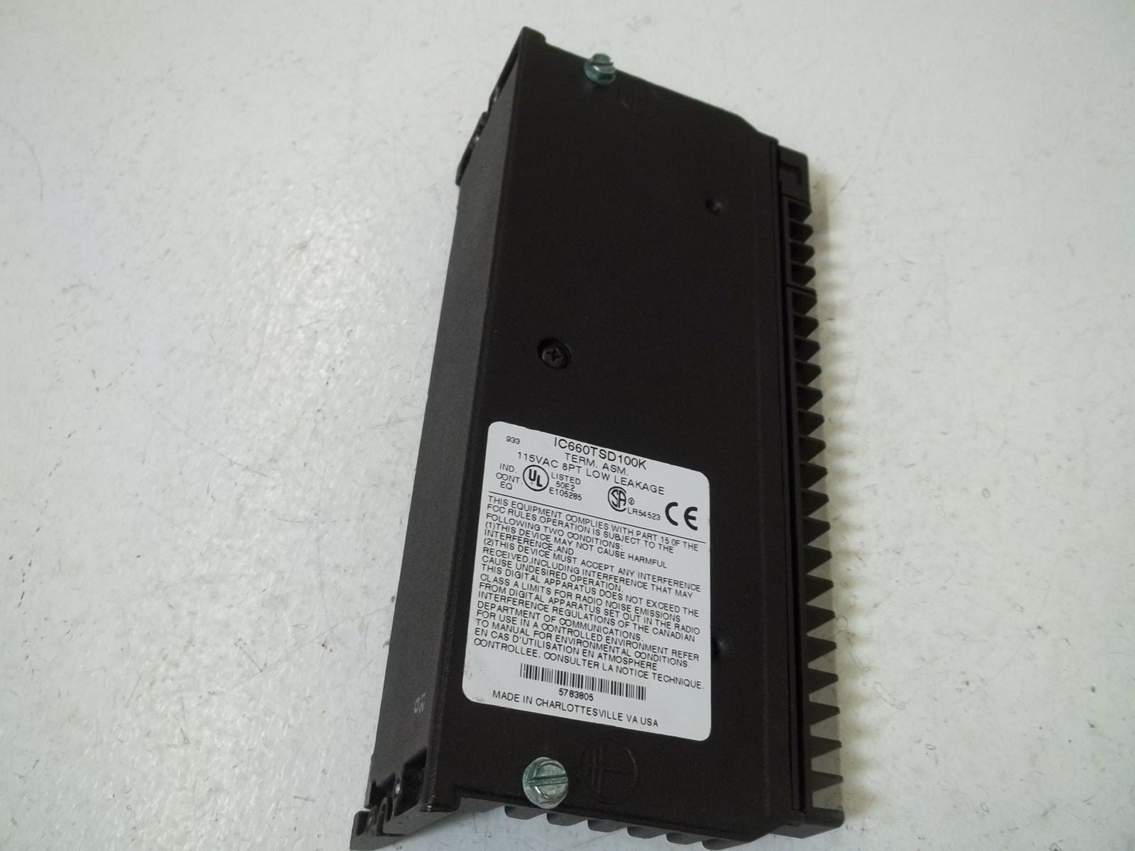 GE FANUC IC660TSD100K TERMINAL ASSEMBLY *USED*