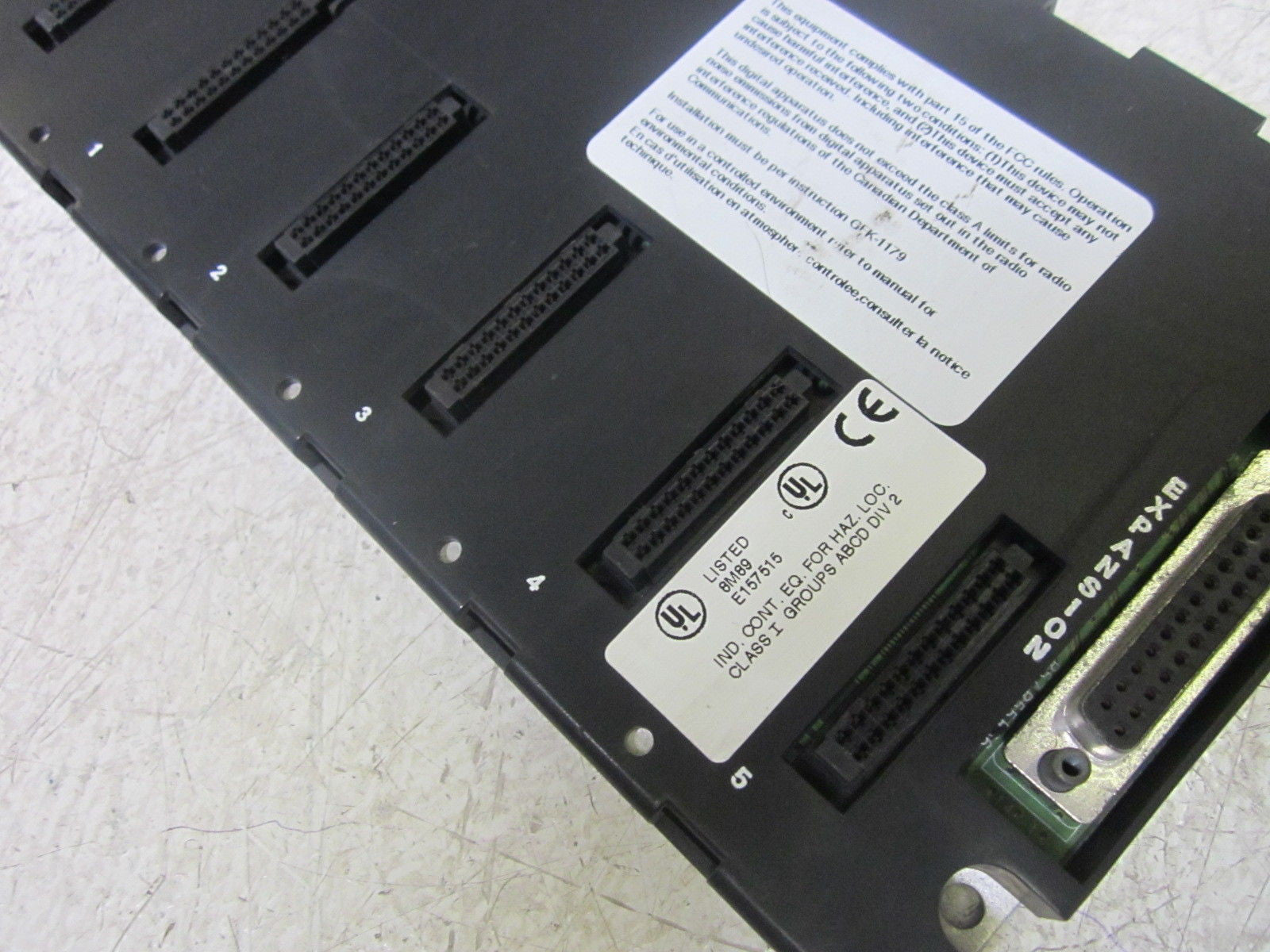 GE FANUC IC693CHS398F BASE CPU EXPANSION 5-SLOT *USED*