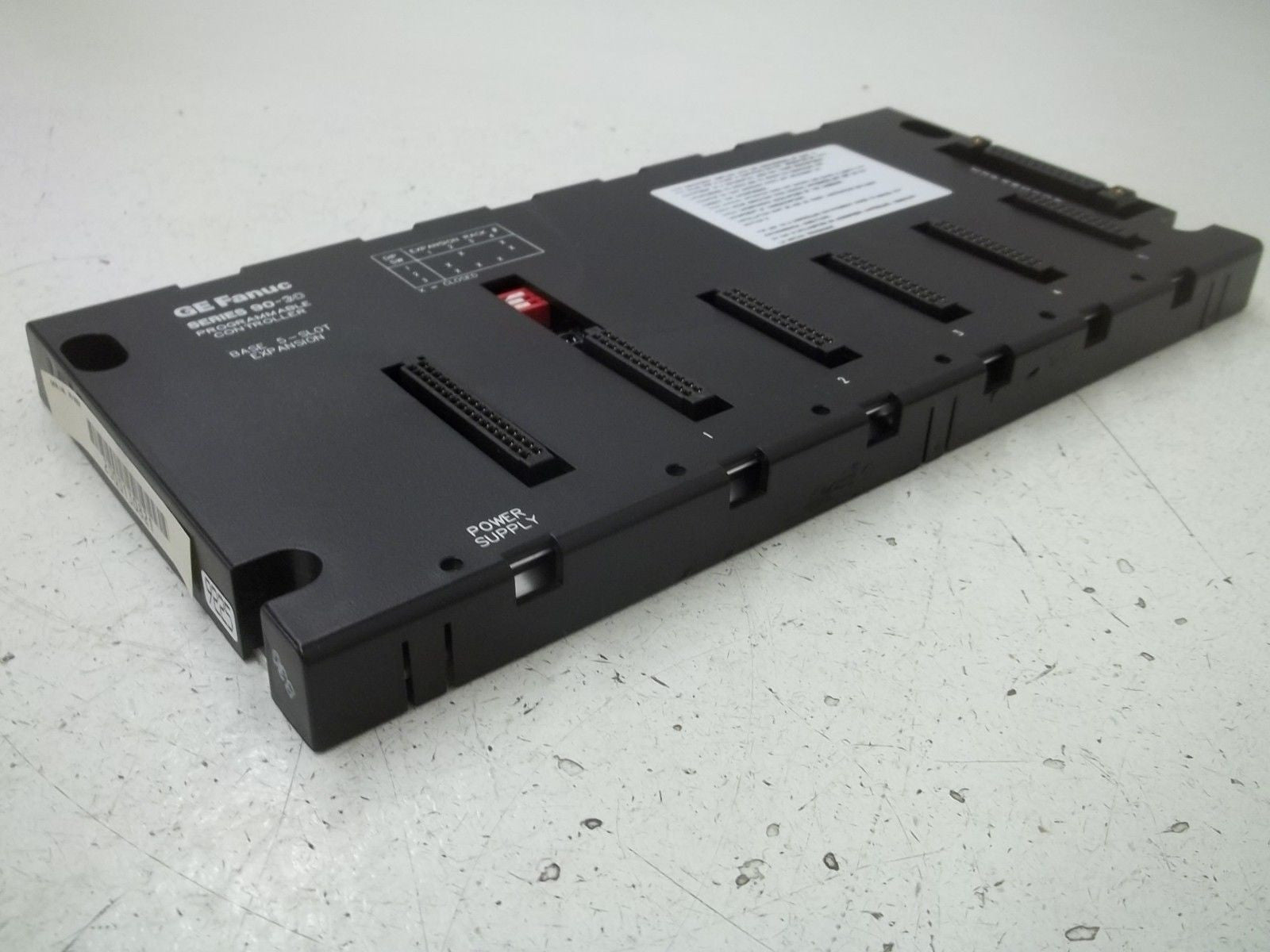 GE FANUC IC693CHS398B SERIES 90-30 BASE 5-SLOT EXPANSION *NEW NO BOX*